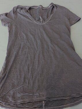 Lululemon Striped Short Sleeve Shirt Good condition Size 4